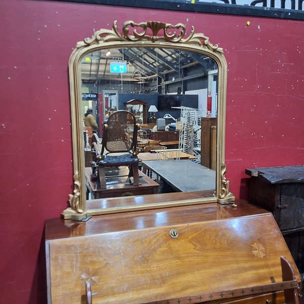 Lot 21 - OVERMANTLE MIRROR