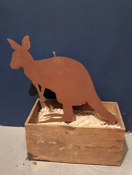 Lot 498 - GARDEN ORNAMENT