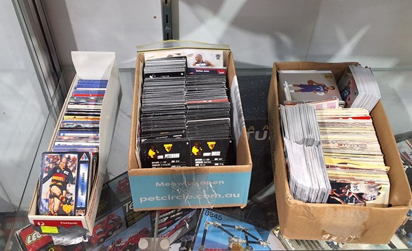 Lot 1502 - SPORT TRADING CARDS