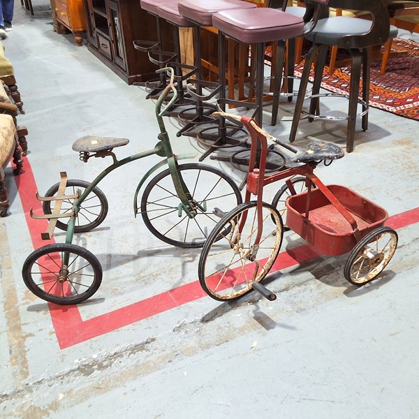 Lot 304 - TRICYCLES