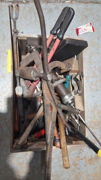 Lot 259 - TOOLS