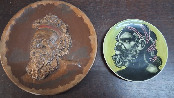 Lot 1275 - MARTIN BOYD PLATES