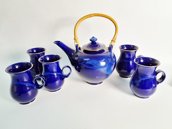 Lot 1211 - STUDIO POTTERY