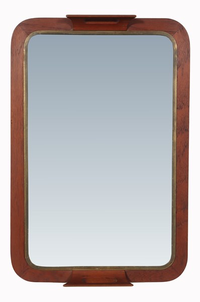 Lot 158 - WALL MIRROR