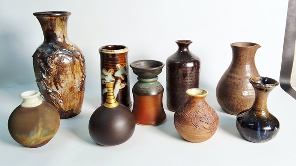 Lot 1218 - STUDIO POTTERY