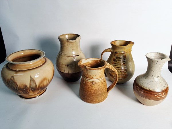 Lot 1214 - STUDIO POTTERY