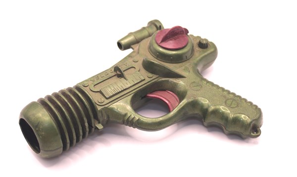 Lot 3 - TUDOR ROSE ATOMIC RAY PISTOL