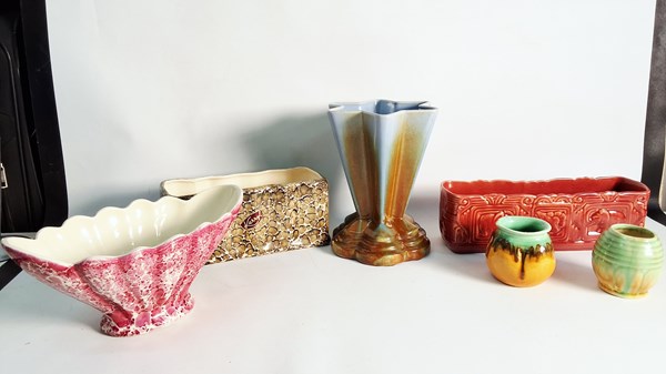 Lot 1176 - AUSTRALIAN POTTERY