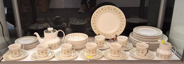 Lot 1180 - ROYAL DOULTON