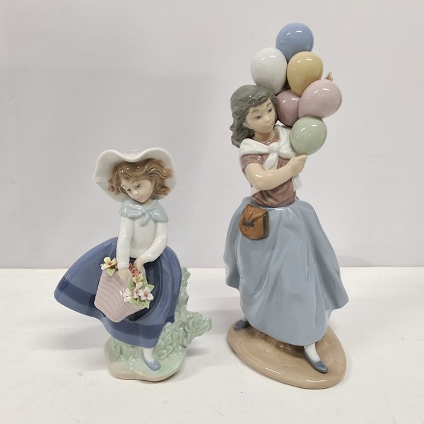 Lot 1227 - LLADRO FIGURES