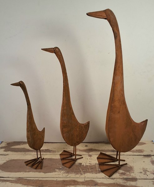 Lot 165 - GARDEN ORNAMENTS