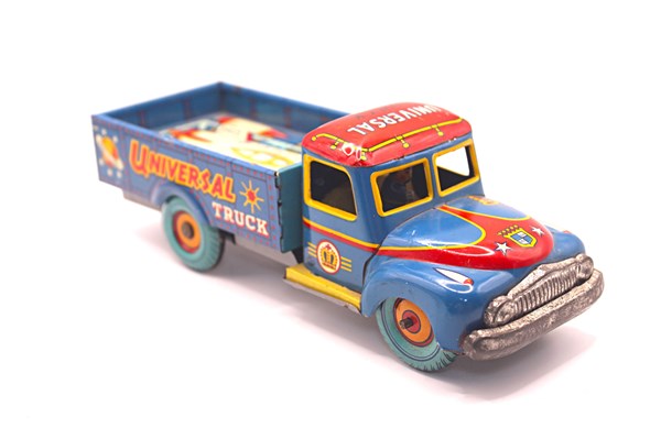Lot 13 - MARUSAN UNIVERAL TIN TOY TRUCK