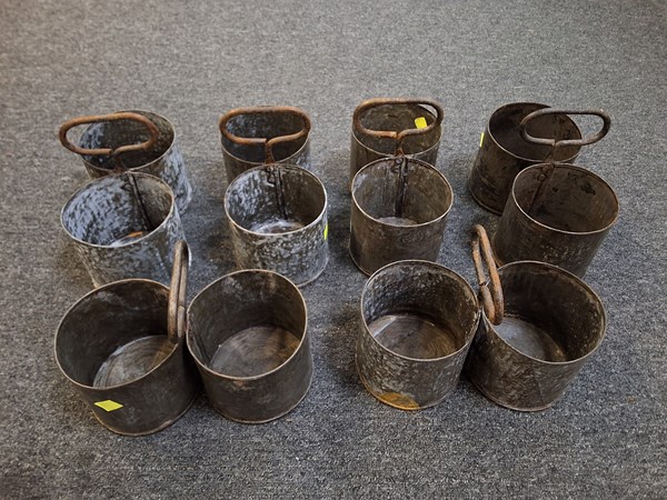 Lot 1372 - SPICE CARRIERS