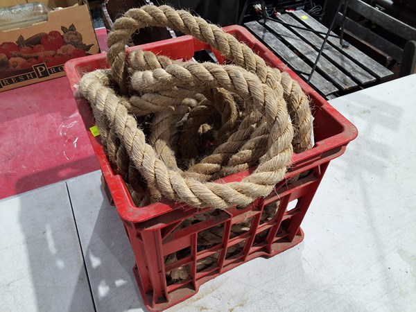 Lot 275 - TUG-O-WAR ROPE