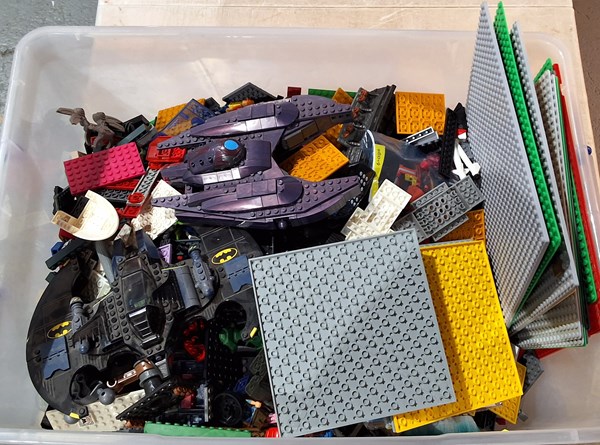 Lot 1499 - LEGO