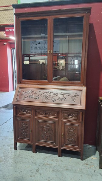 Lot 33 - SECRETAIRE BOOKCASE