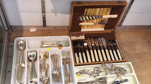Lot 1350 - SILVERPLATE CUTLERY