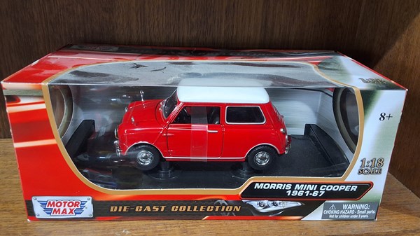 Lot 1442 - MODEL CAR
