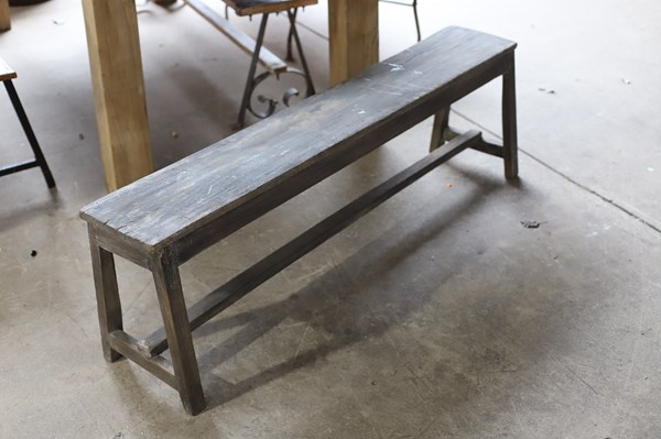 Lot 69 - BENCH