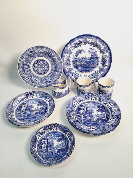 Lot 1121 - SPODE