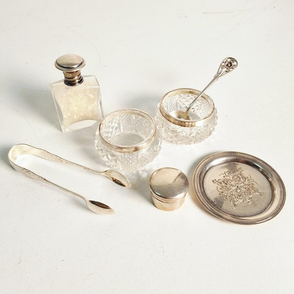 Lot 1098 - SILVER COLLECTABLES