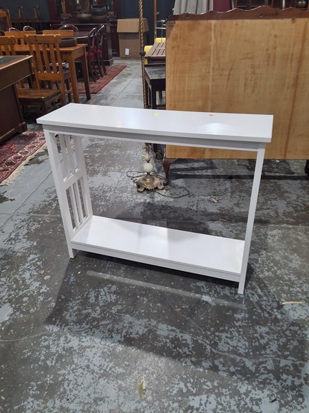 Lot 261 - HALL TABLE