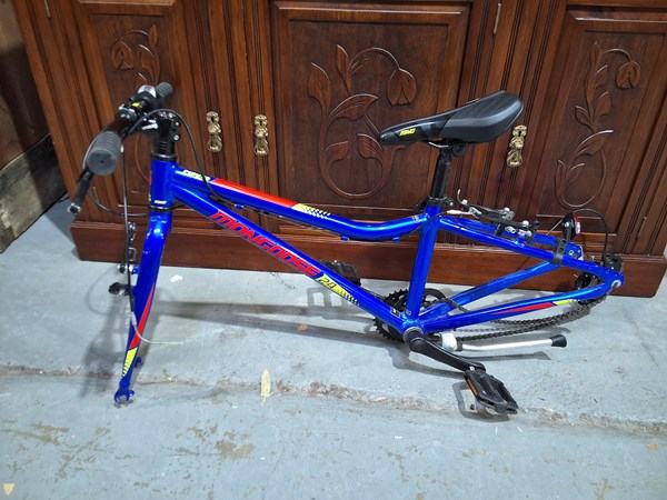Lot 264 - BICYCLE FRAME