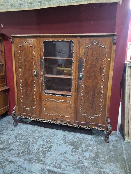 Lot 101 - BOOKCASE