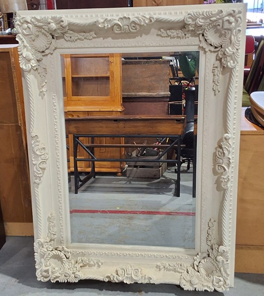 Lot 6 - MIRROR