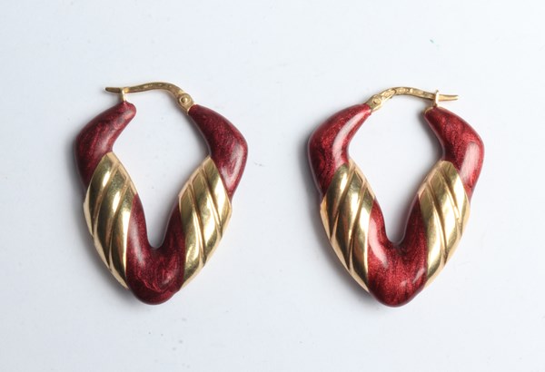 Lot 1015 - GOLD EARRINGS