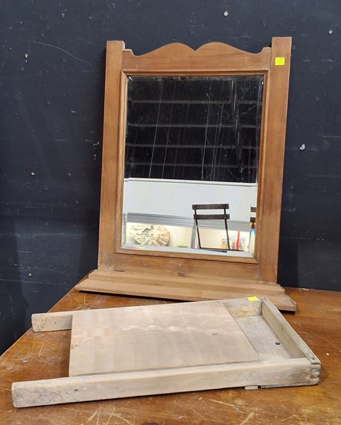 Lot 286 - MIRROR AND WASHBOARD