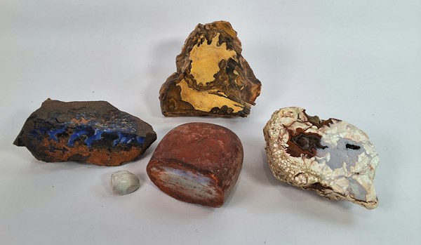 Lot 1087 - MINERAL SPECIMENS