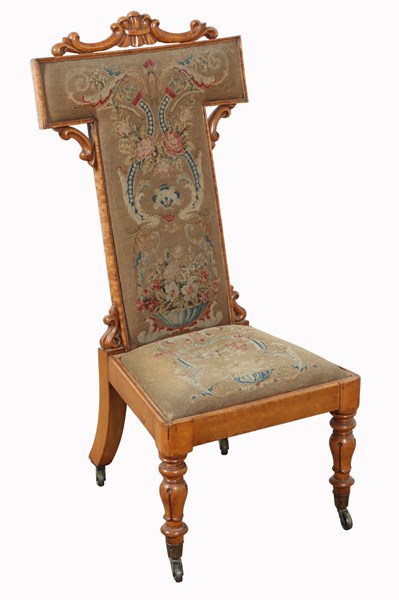 Lot 69 - PRIE DIEU CHAIR
