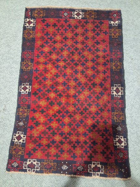 Lot 161 - RUG