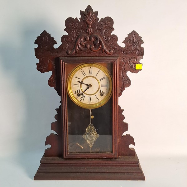 Lot 1294 - COTTAGE CLOCK
