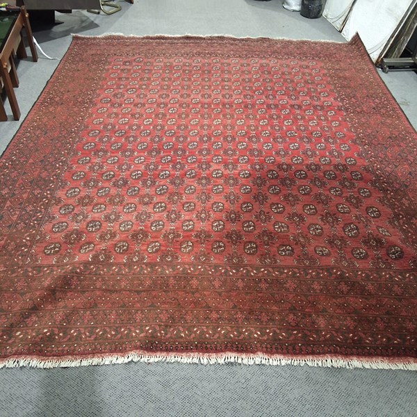 Lot 9 - RUG