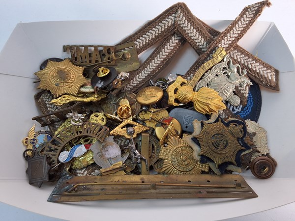 Lot 1088 - MILITARIA