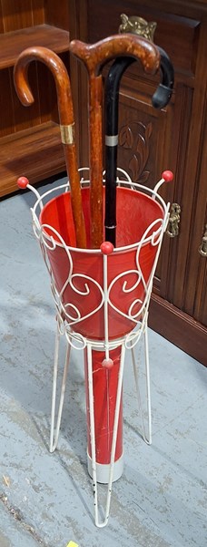 Lot 511 - RETRO STAND