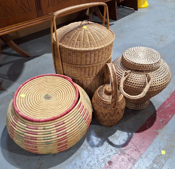 Lot 375 - CANEWARES