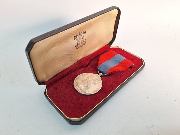 Lot 1076 - IMPERIAL SERVICE MEDAL
