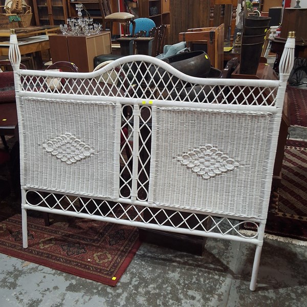 Lot 132 - HEADBOARD