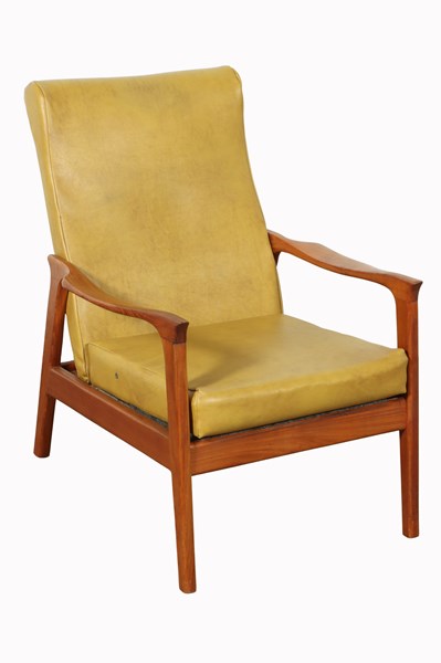 Lot 148 - TV ARMCHAIR