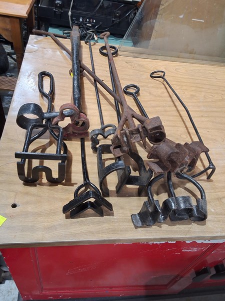 Lot 292 - BRANDING IRONS