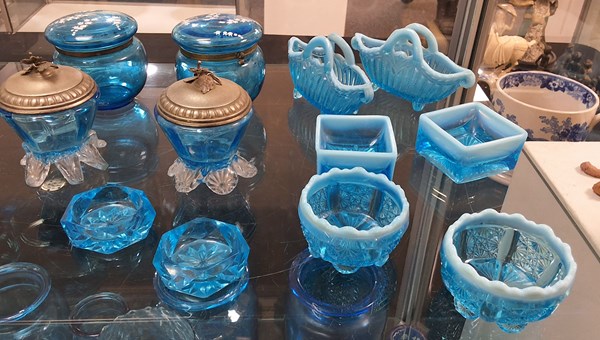 Lot 1388 - BLUE GLASSWARE