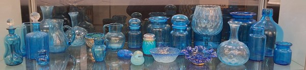 Lot 1391 - BLUE GLASSWARE