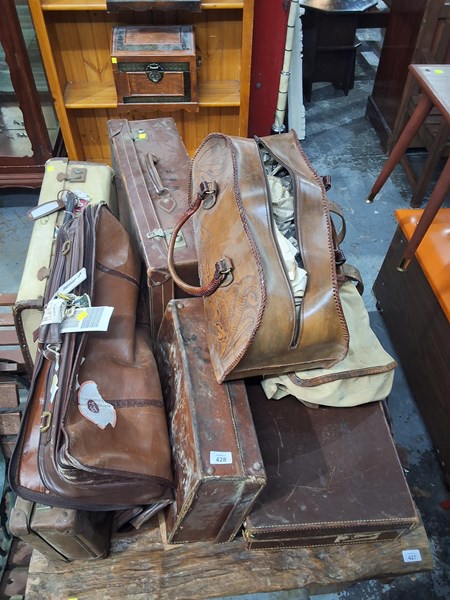 Lot 428 - TRAVEL CASES