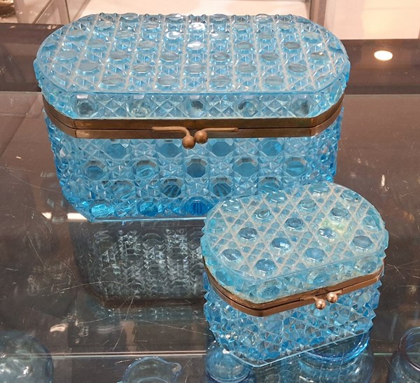 Lot 1389 - GLASS CASKETS