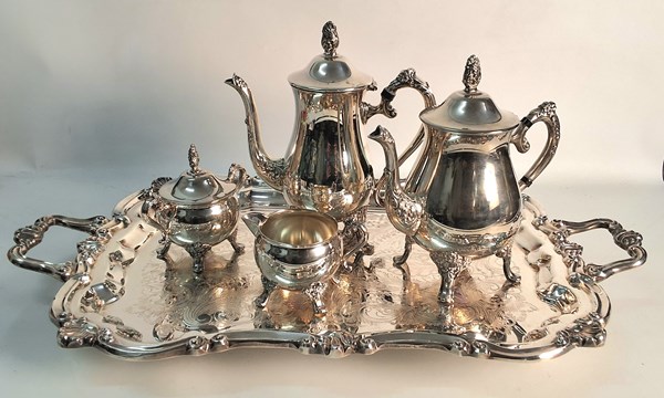 Lot 1319 - SILVERPLATE TEA SET