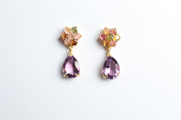 Lot 1008 - GEMSTONE EARRINGS
