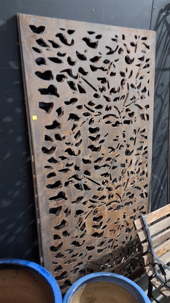 Lot 475 - GARDEN WALL PANELS